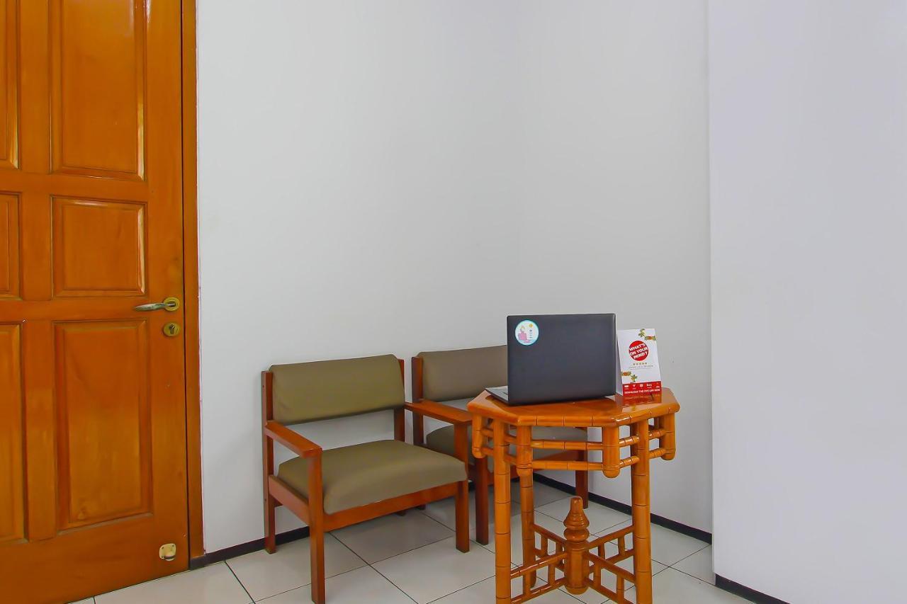 Hotel Spot On 92495 Ayem Semarang